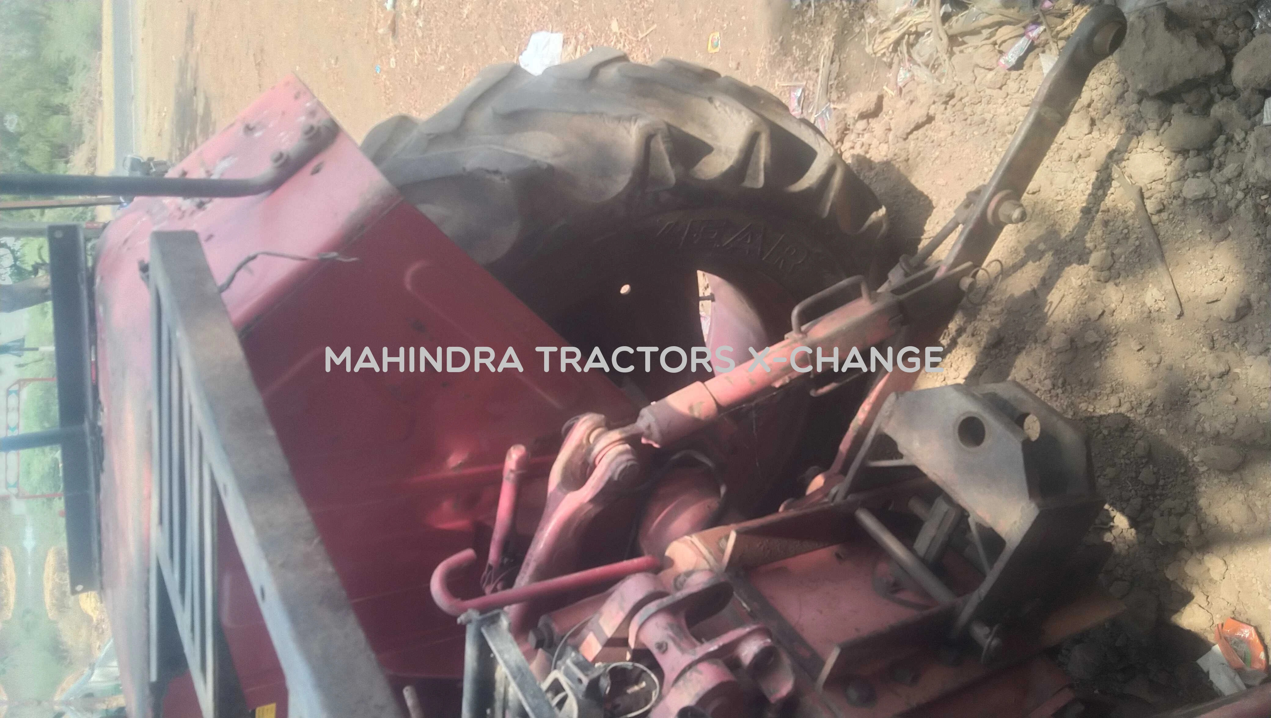 2011 Mahindra 275 DI TU-1