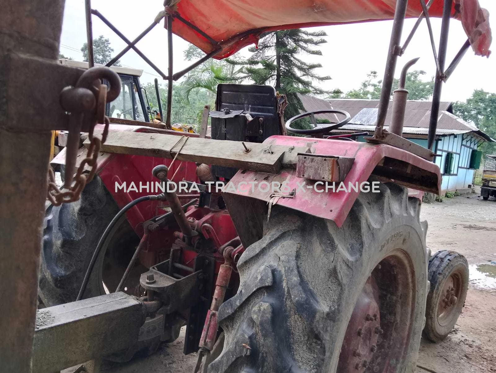 2017 Mahindra 475 DI-4