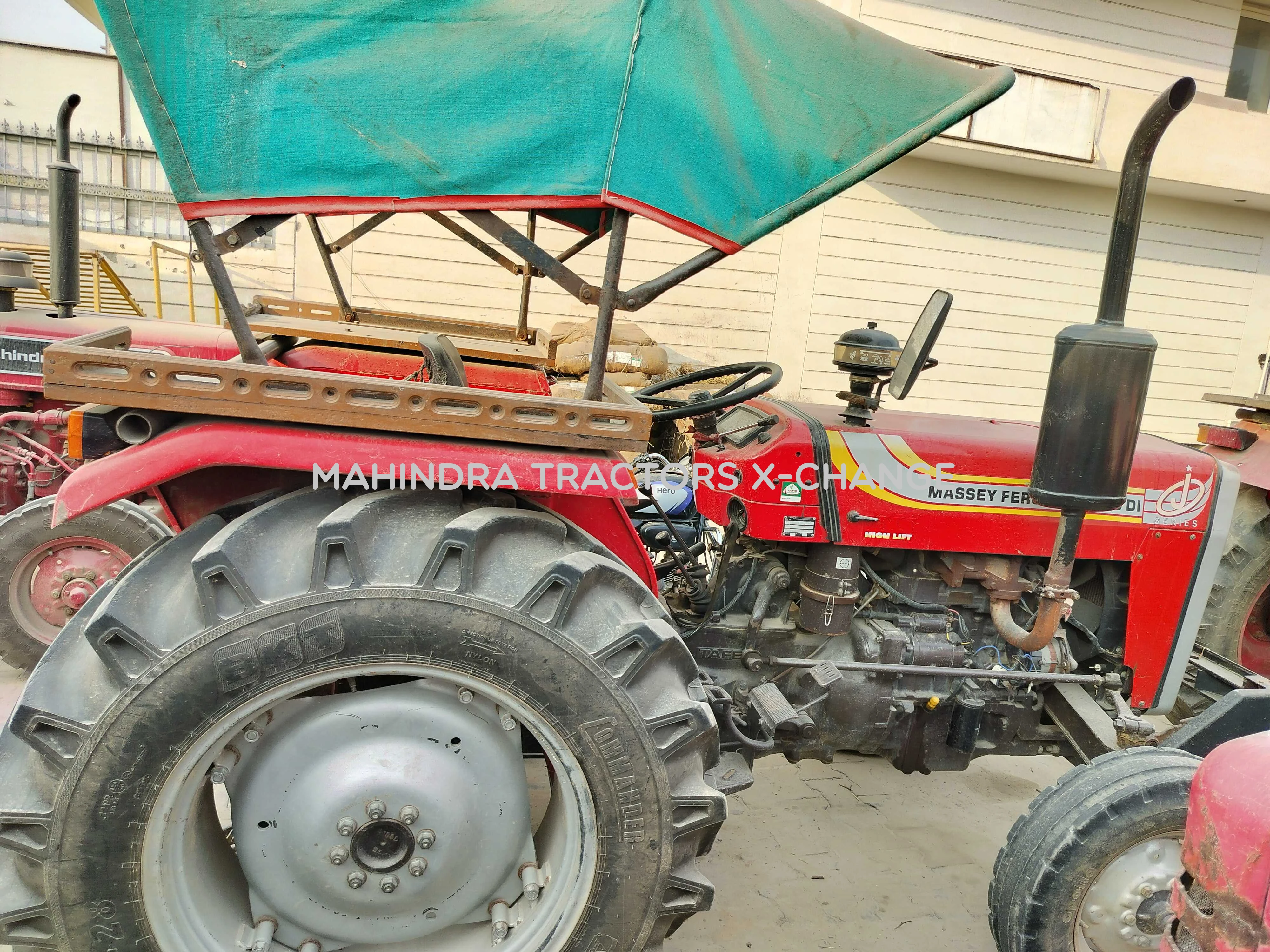 2016 Massey ferguson 245 DI-4