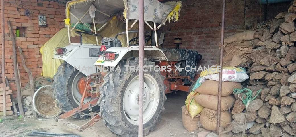 2015 Mahindra 275 DI TU-1