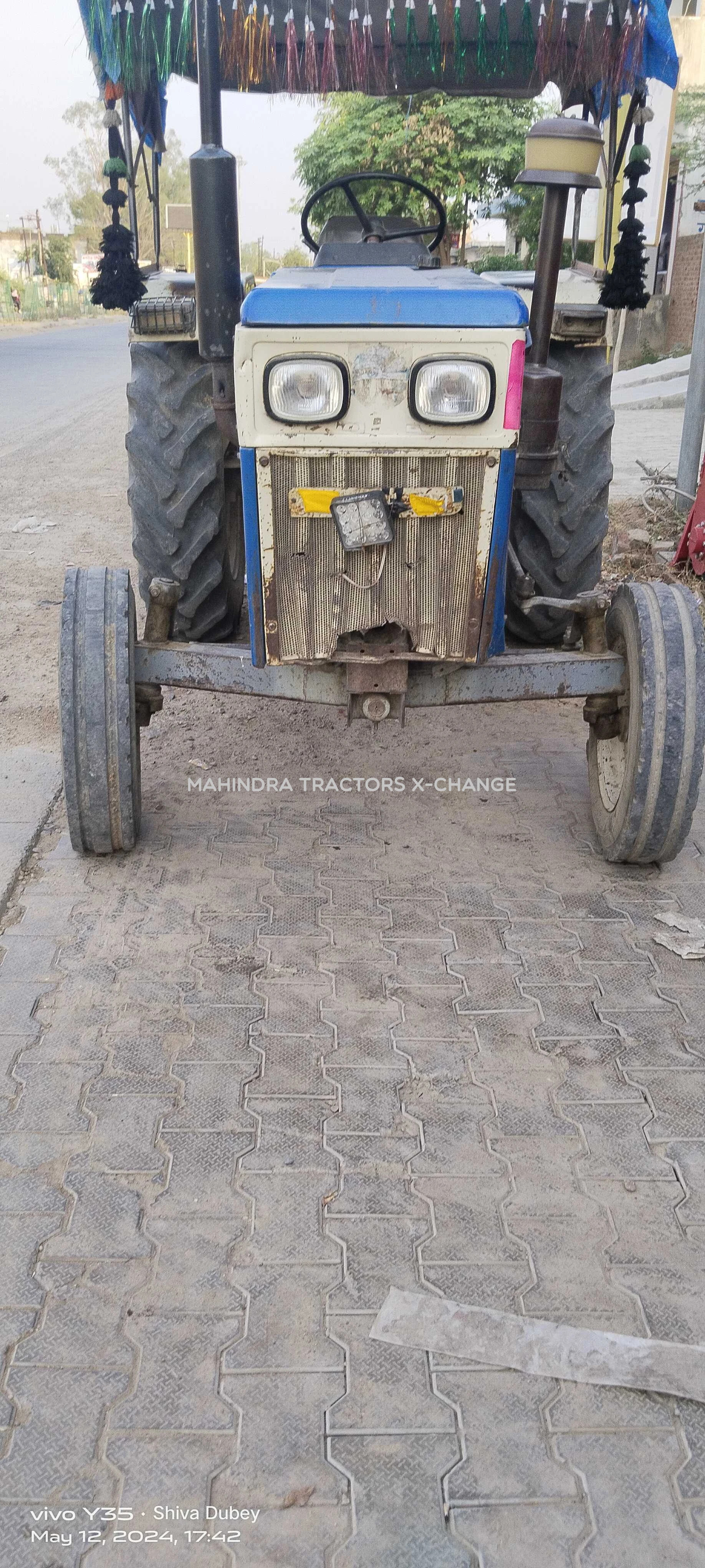 2000 Swaraj 735 FE-1