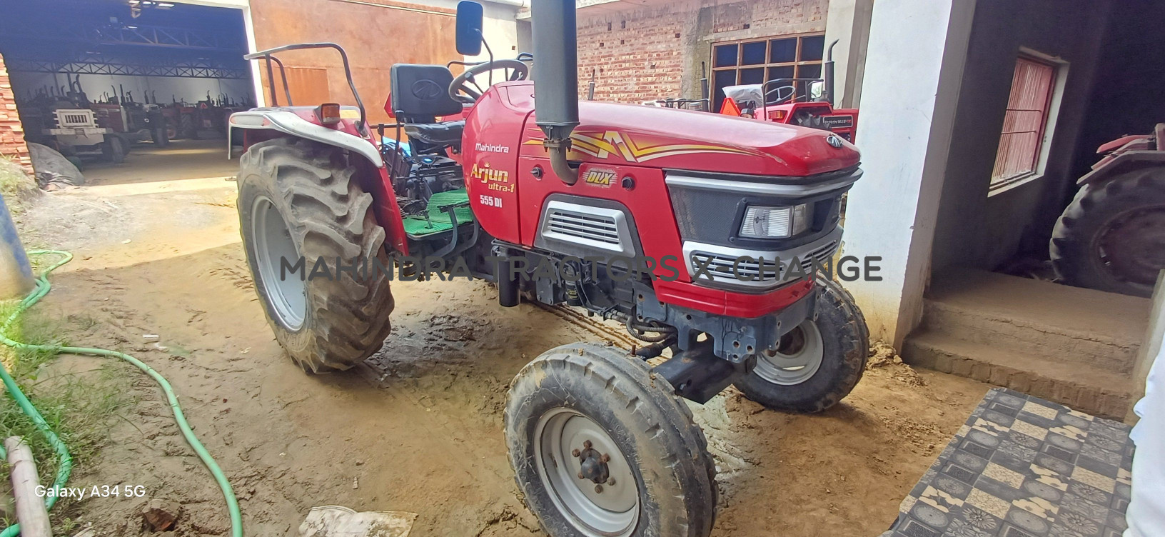 2022 Mahindra 555 ULTRA-3