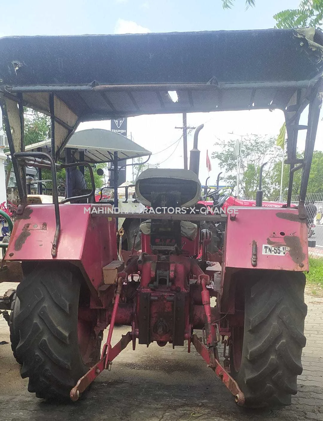 2010 Mahindra 575 DI-2