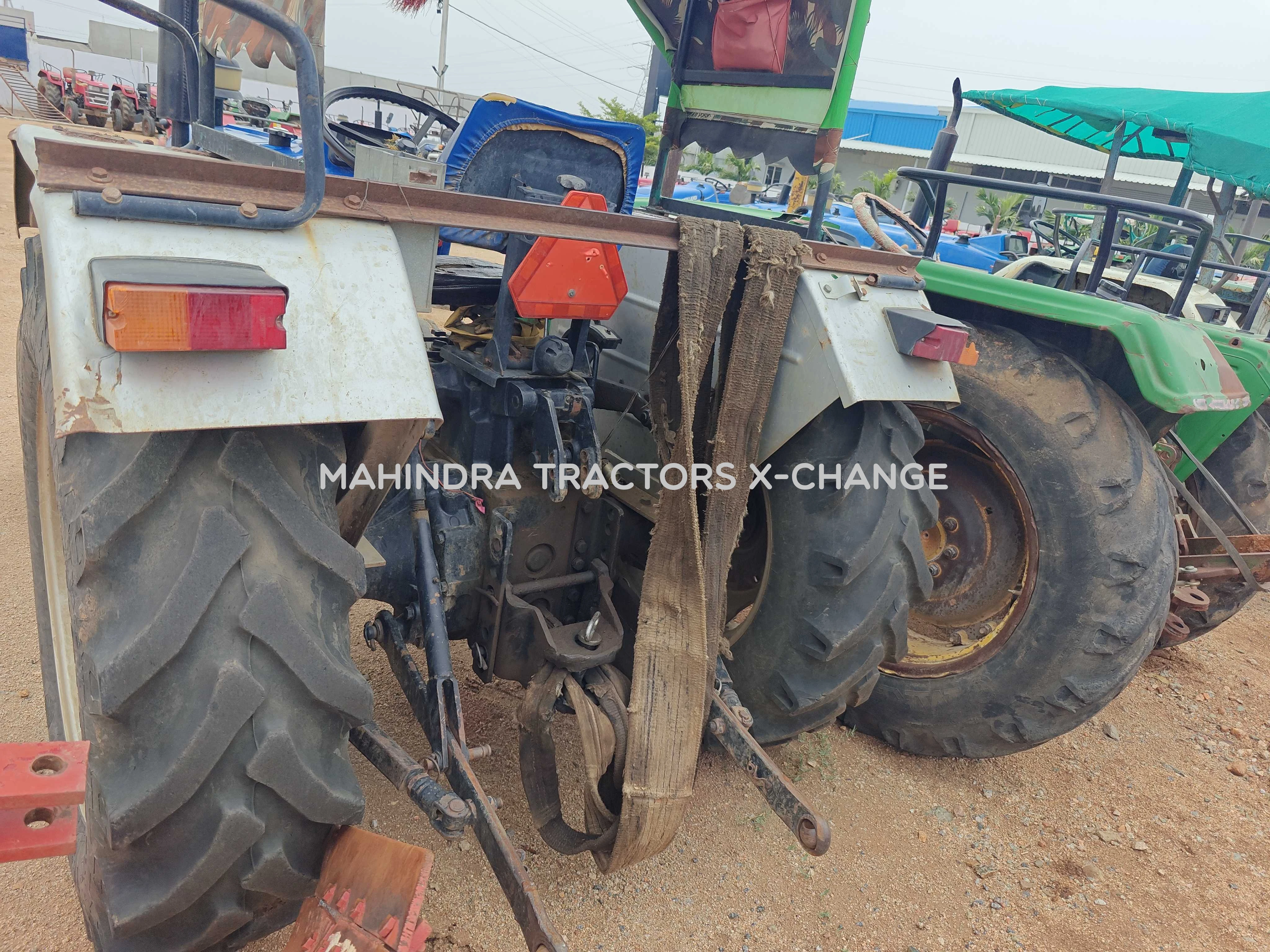 2020 Powertrac 439 Plus-4