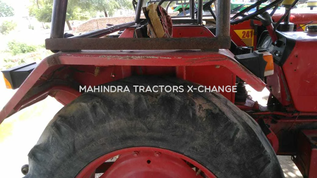 2006 Mahindra 575 DI-2