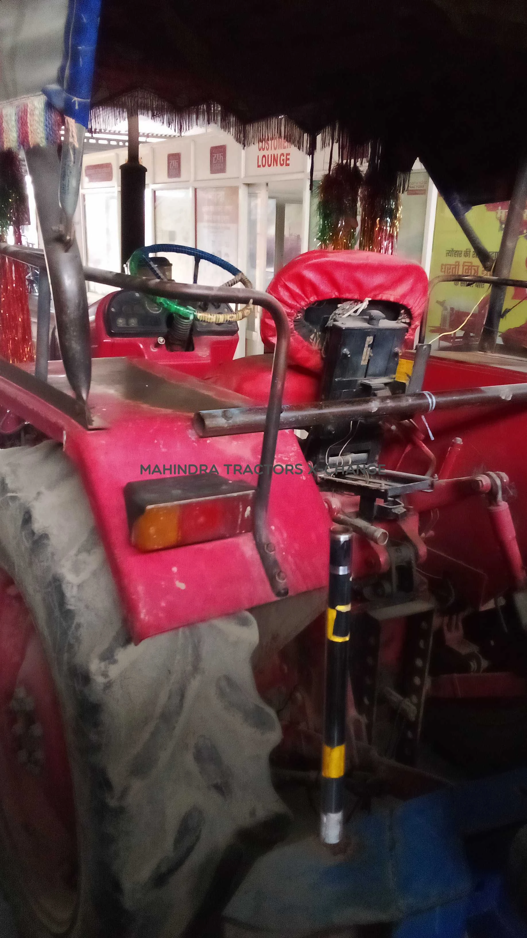 2010 Mahindra 275 DI-4