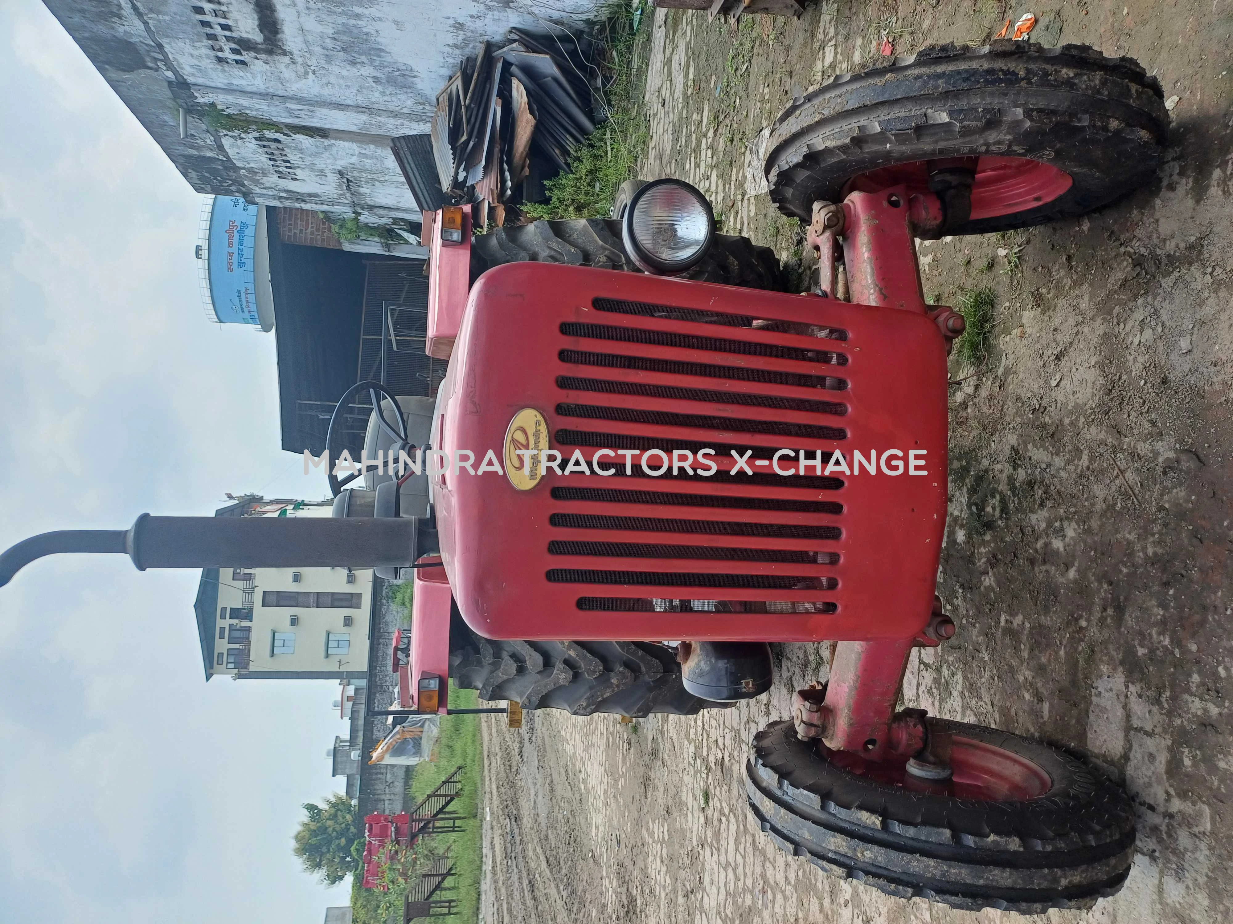 2011 Mahindra 575 DI-1