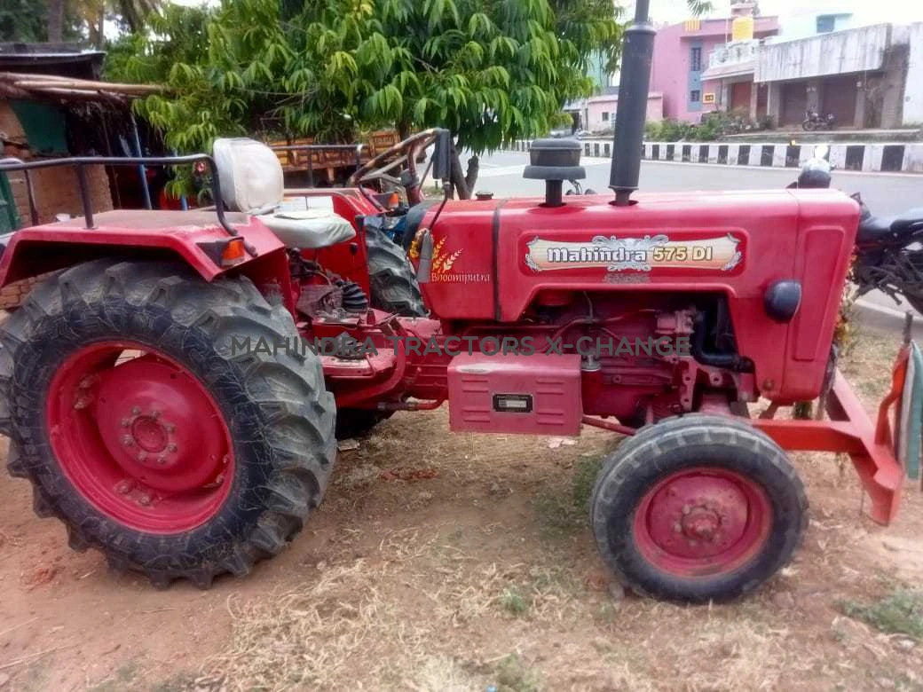 2013 Mahindra 575 DI-4