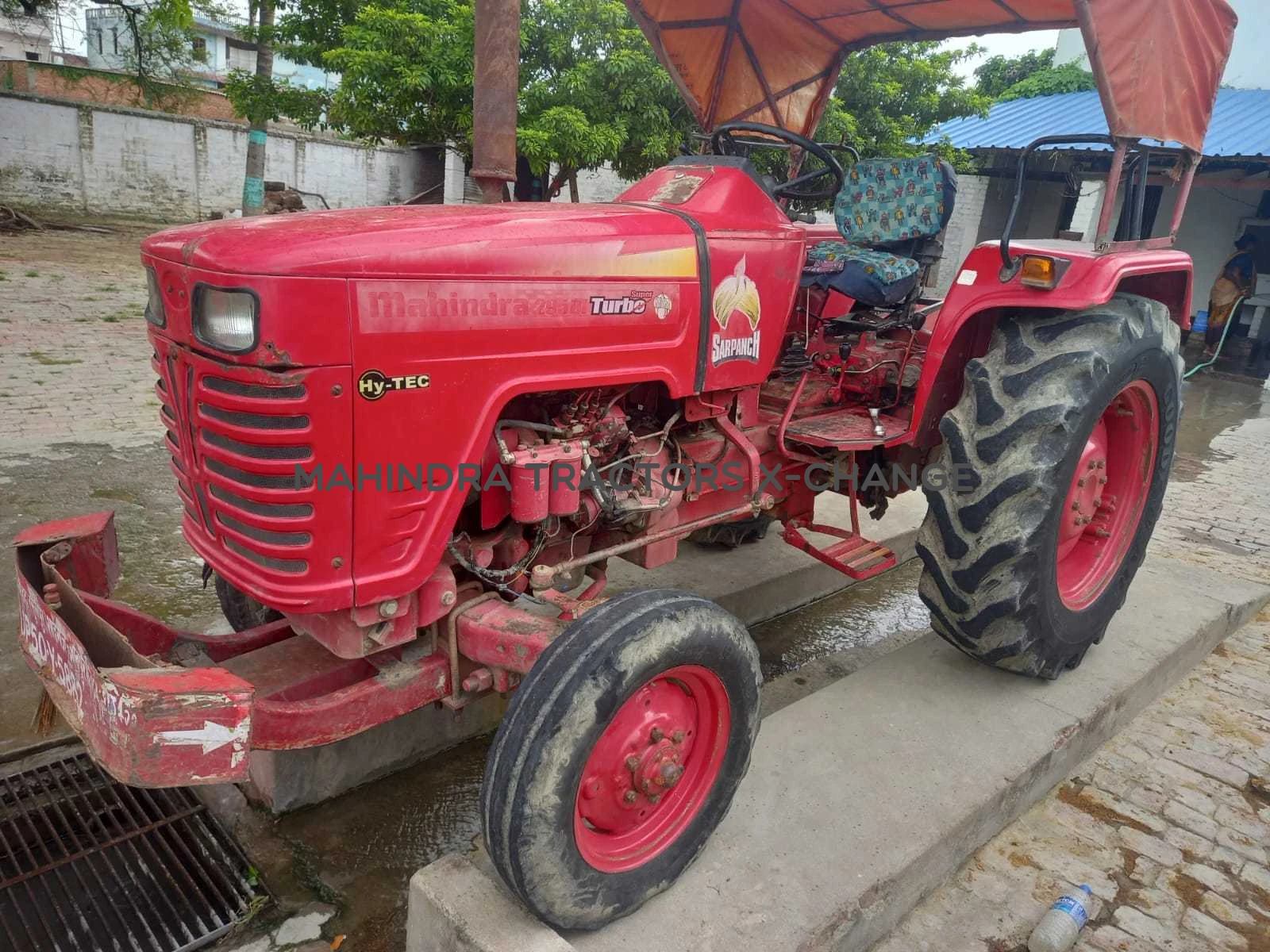 2011 Mahindra 295 DI Turbo-2