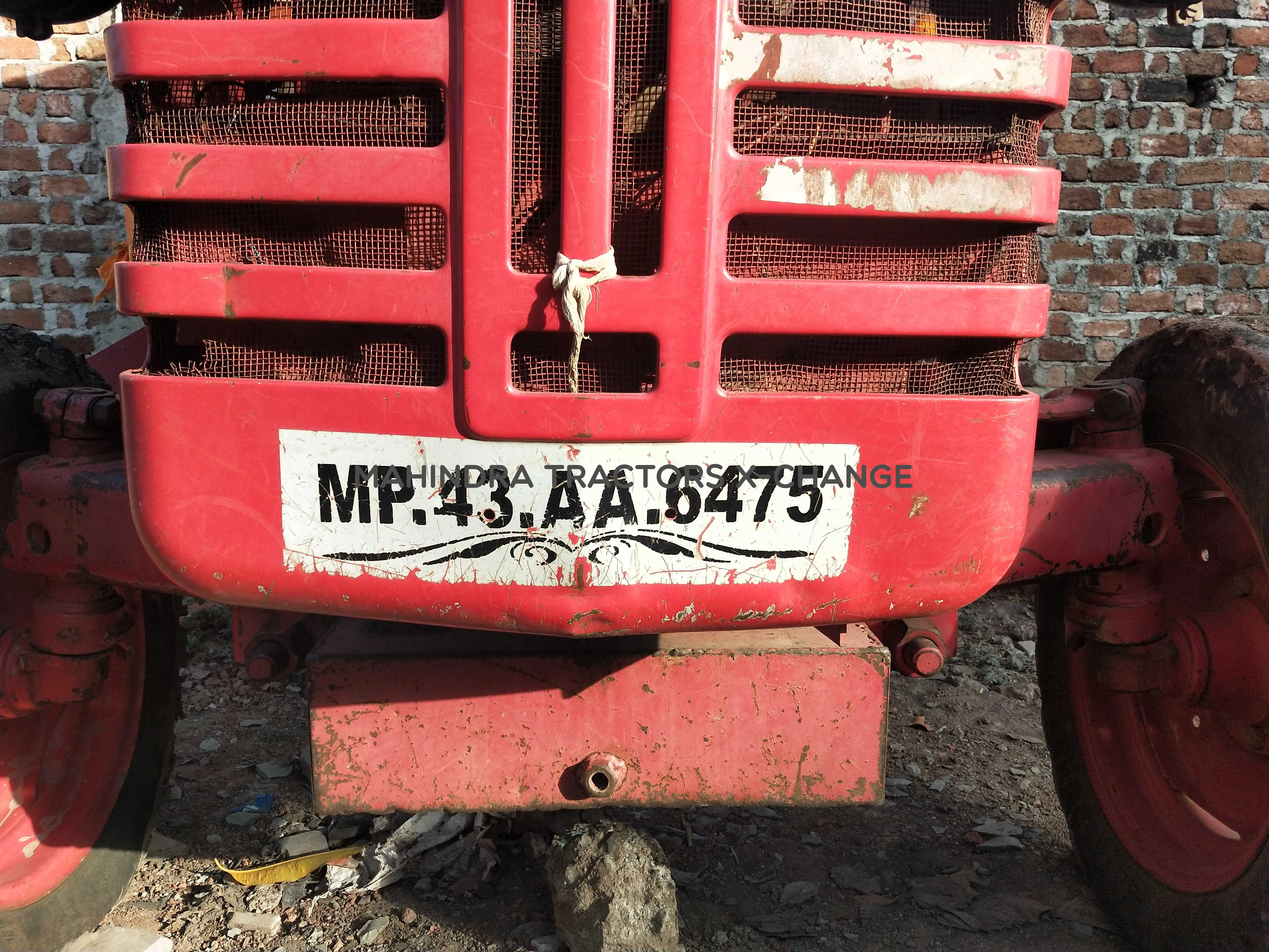 2011 Mahindra 275 DI-4