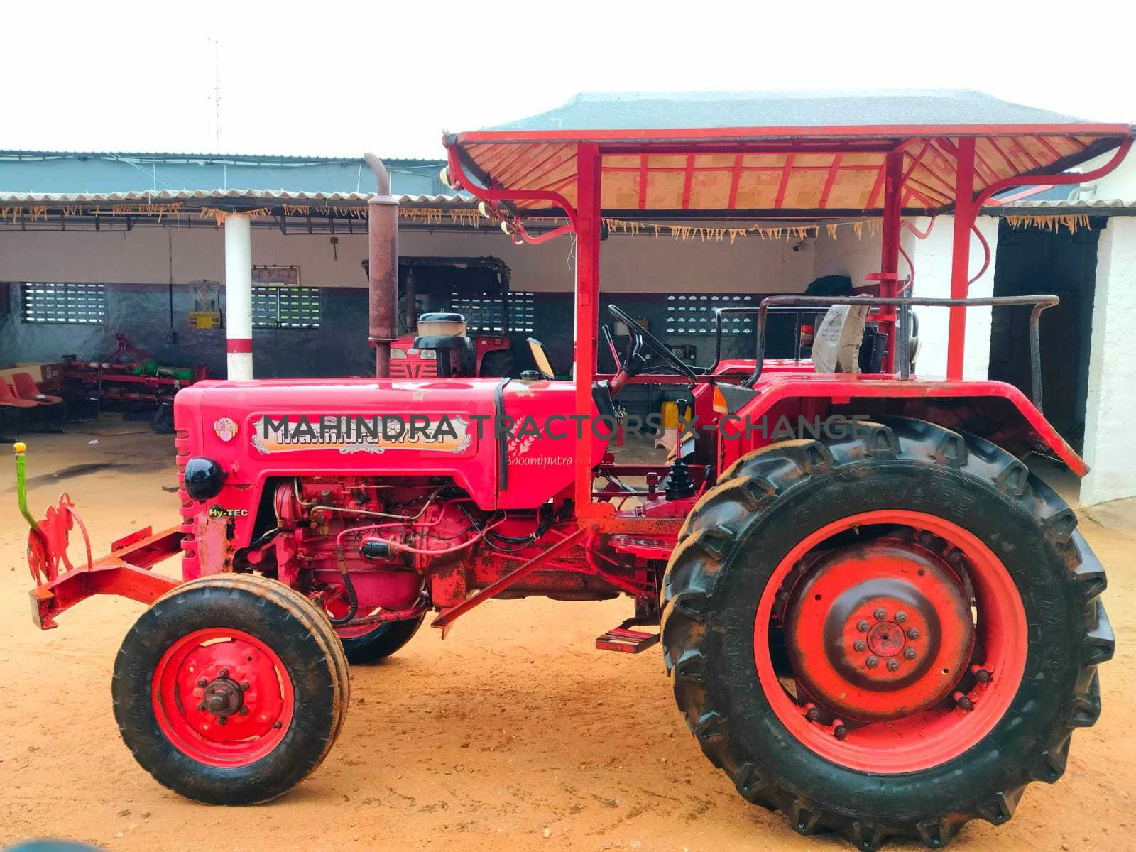 2011 Mahindra 475 DI-4