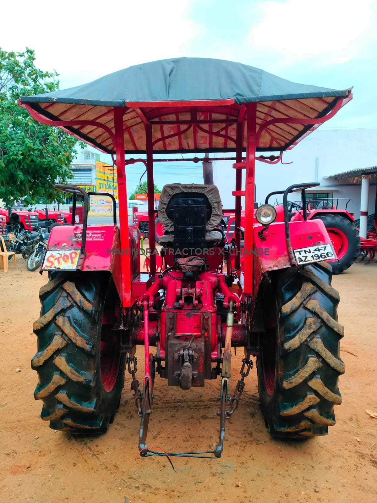 2011 Mahindra 475 DI-3