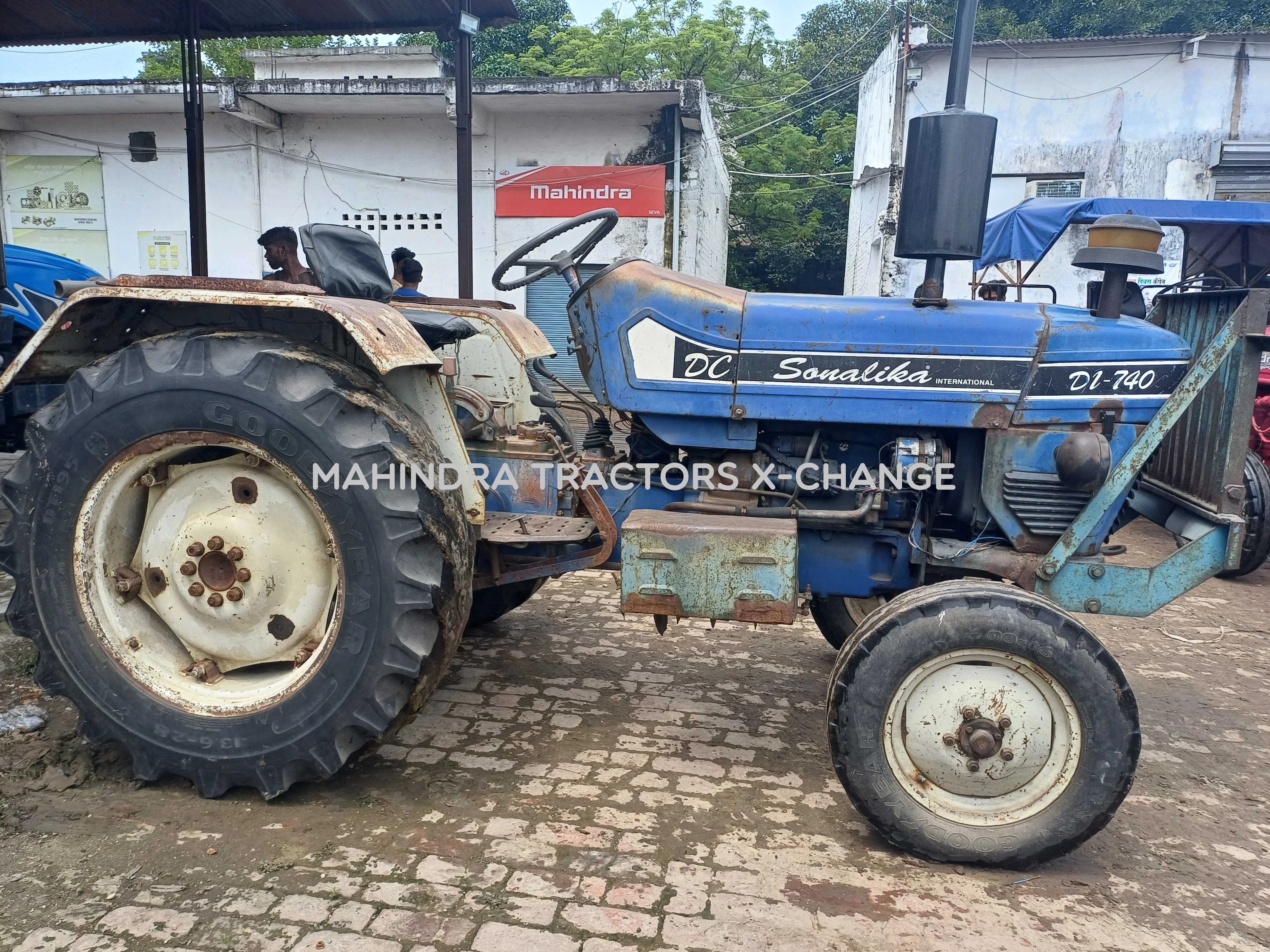 2003 Sonalika DI 740 III S3-3