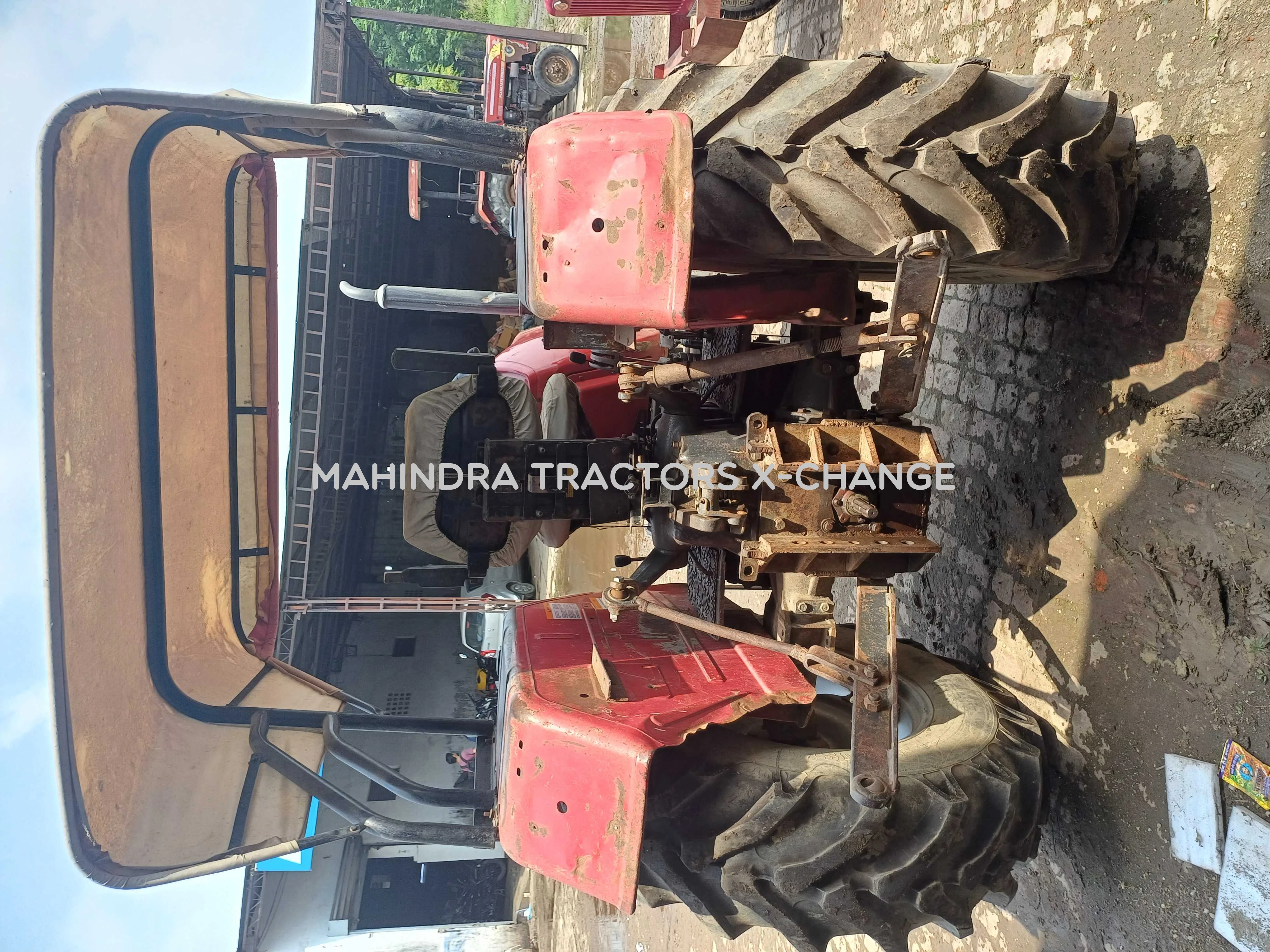 2011 Mahindra Arjun 555 DI-4