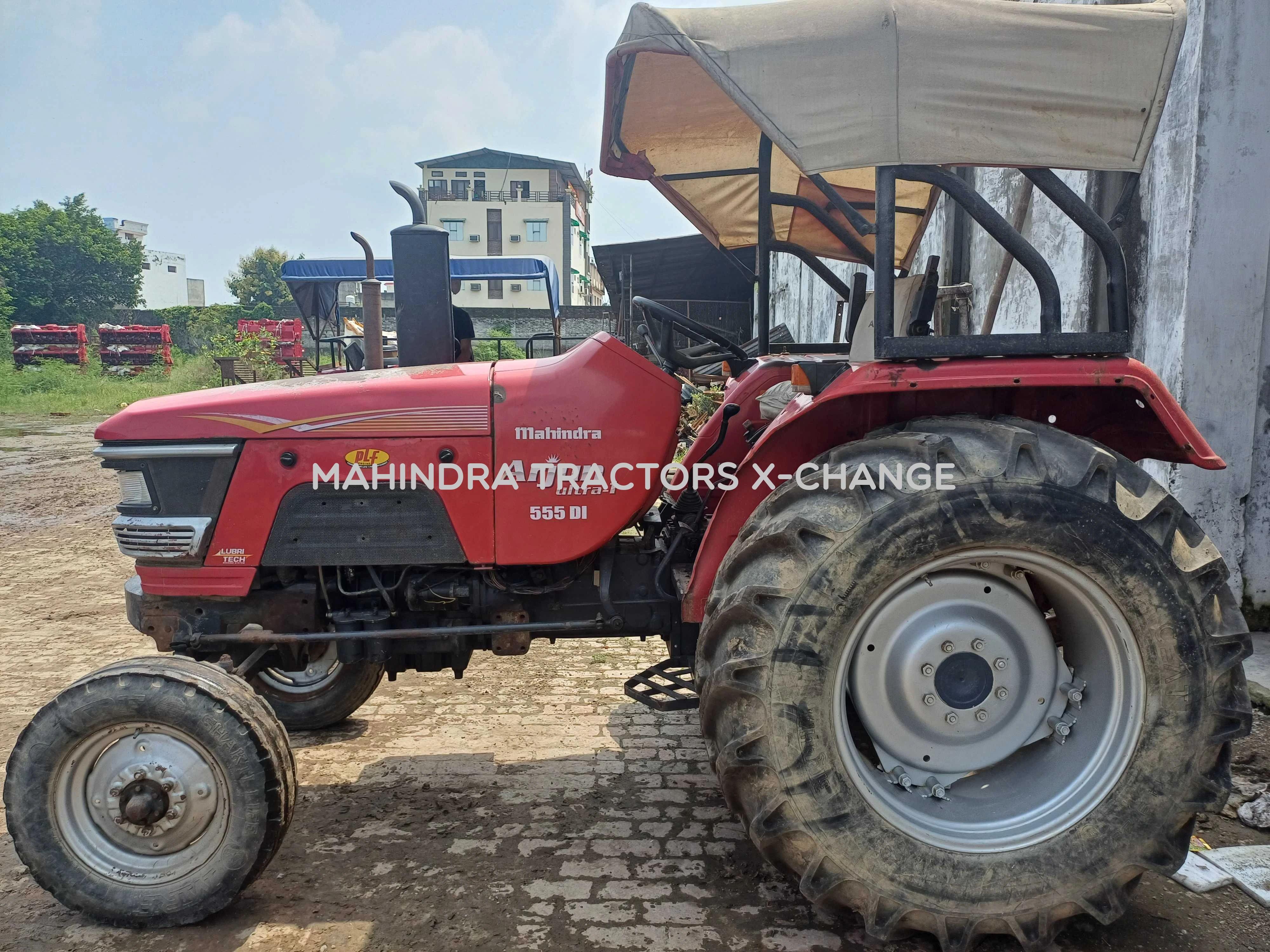 2011 Mahindra Arjun 555 DI-2