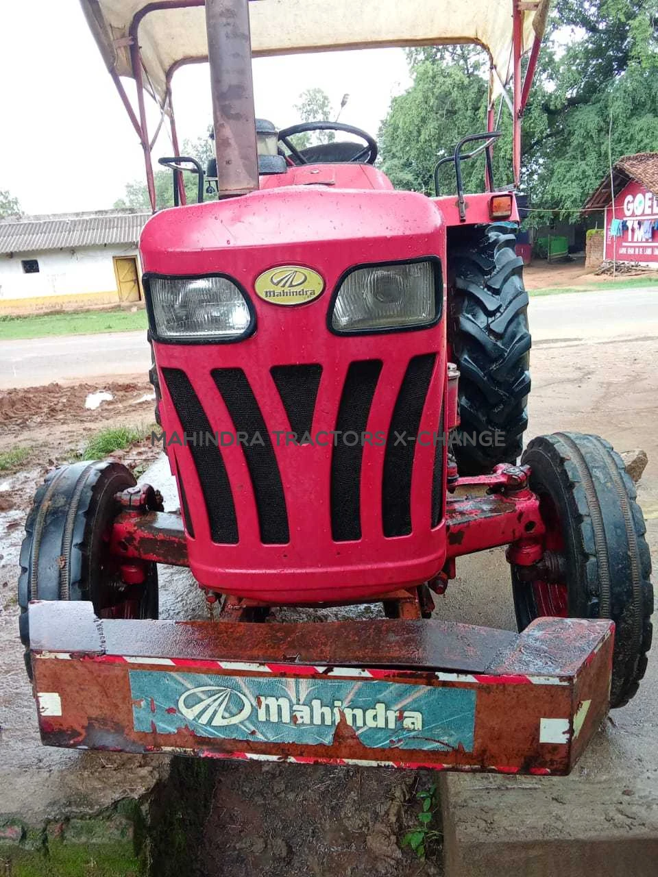 2011 Mahindra 275 DI-4