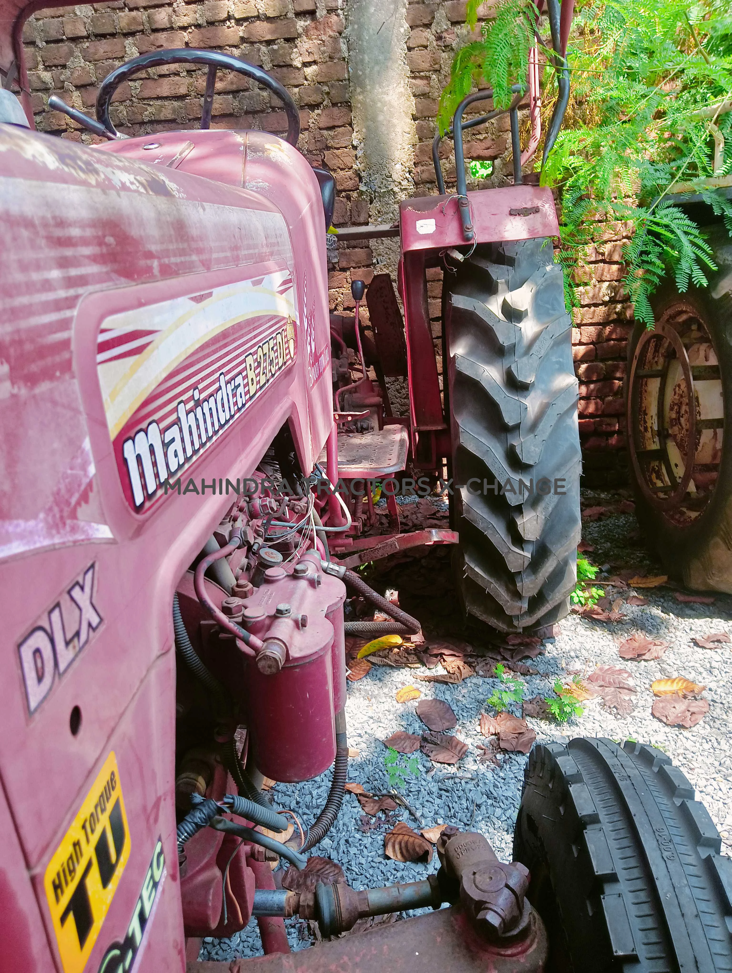 2012 Mahindra 275 DI-2