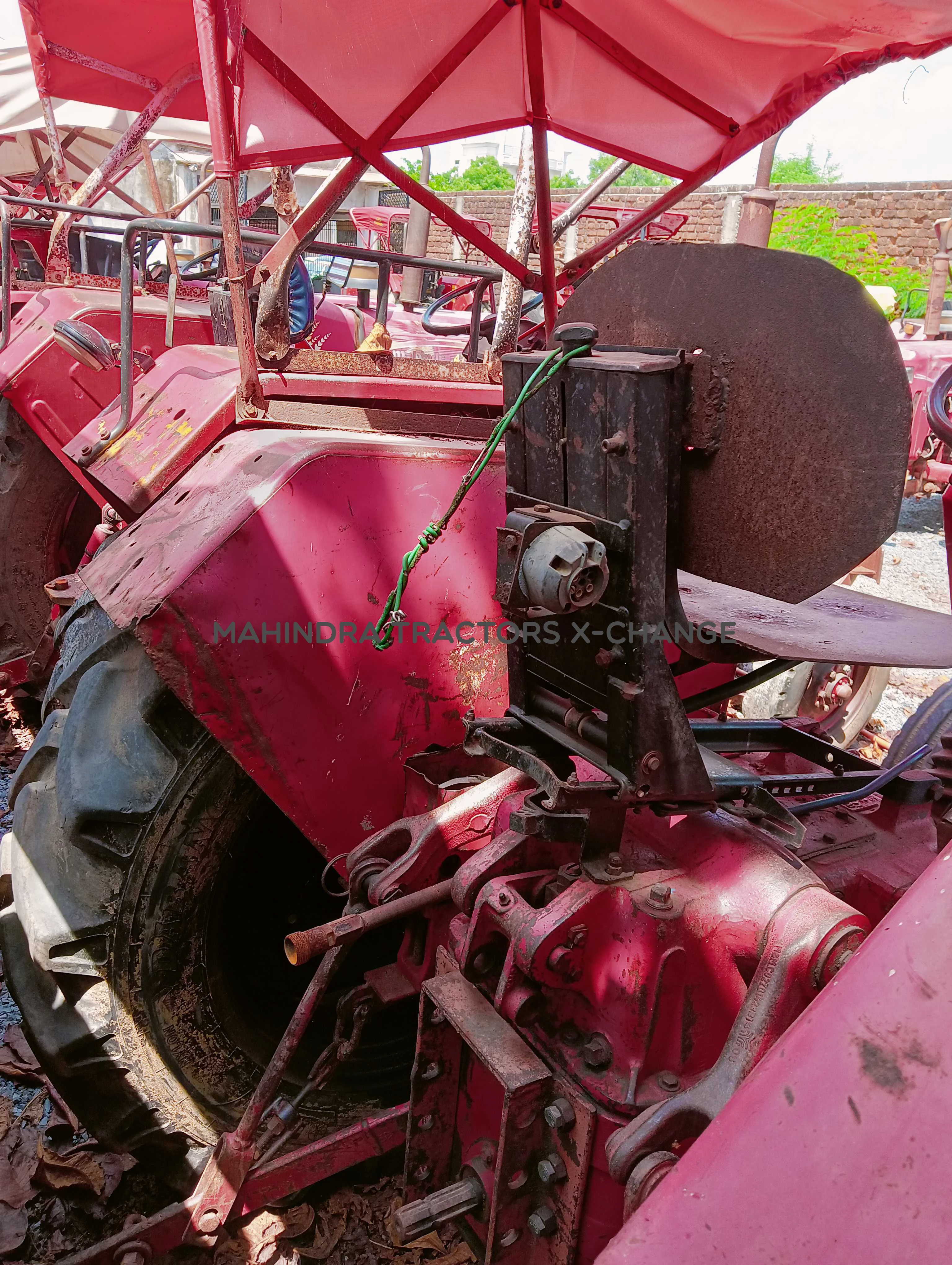 2009 Mahindra 275 DI-4