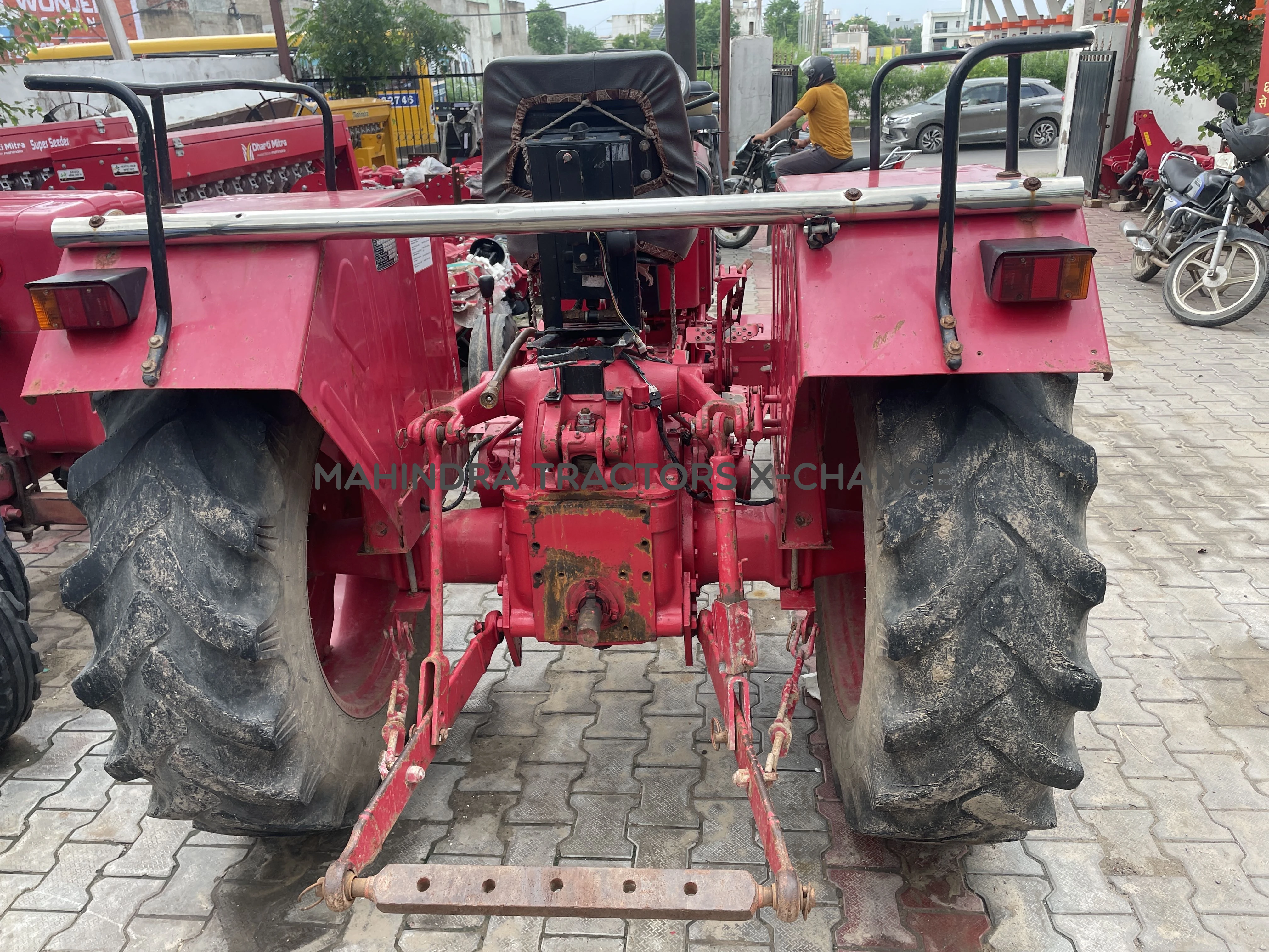 2019 Mahindra 575 DI-3