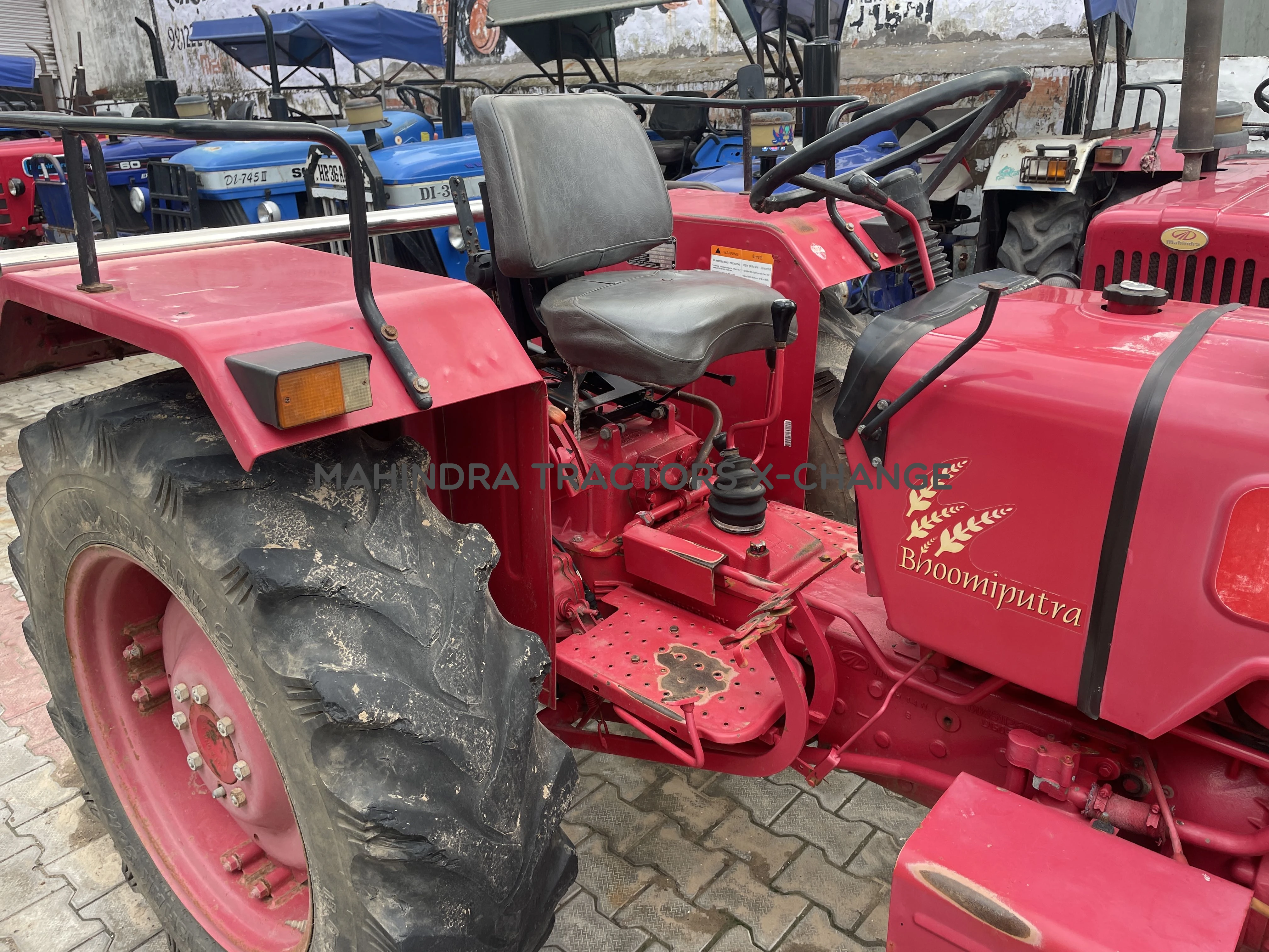 2019 Mahindra 575 DI-5