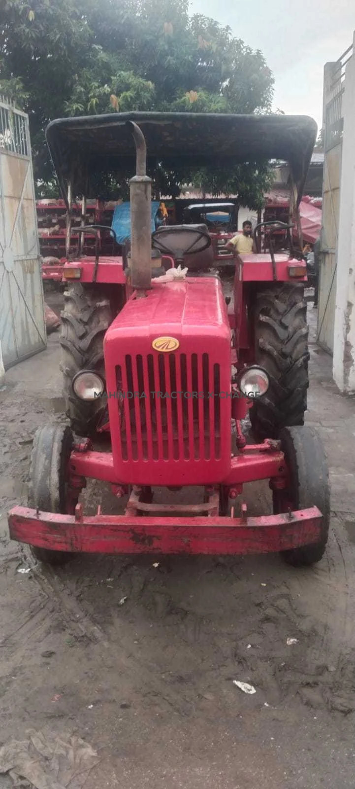 2017 Mahindra 575 DI-1