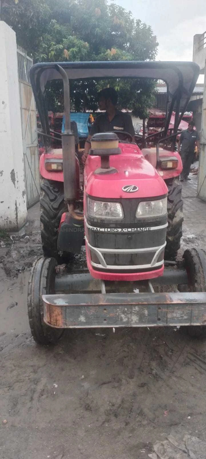 2017 Mahindra Yuvo 265 DI-1