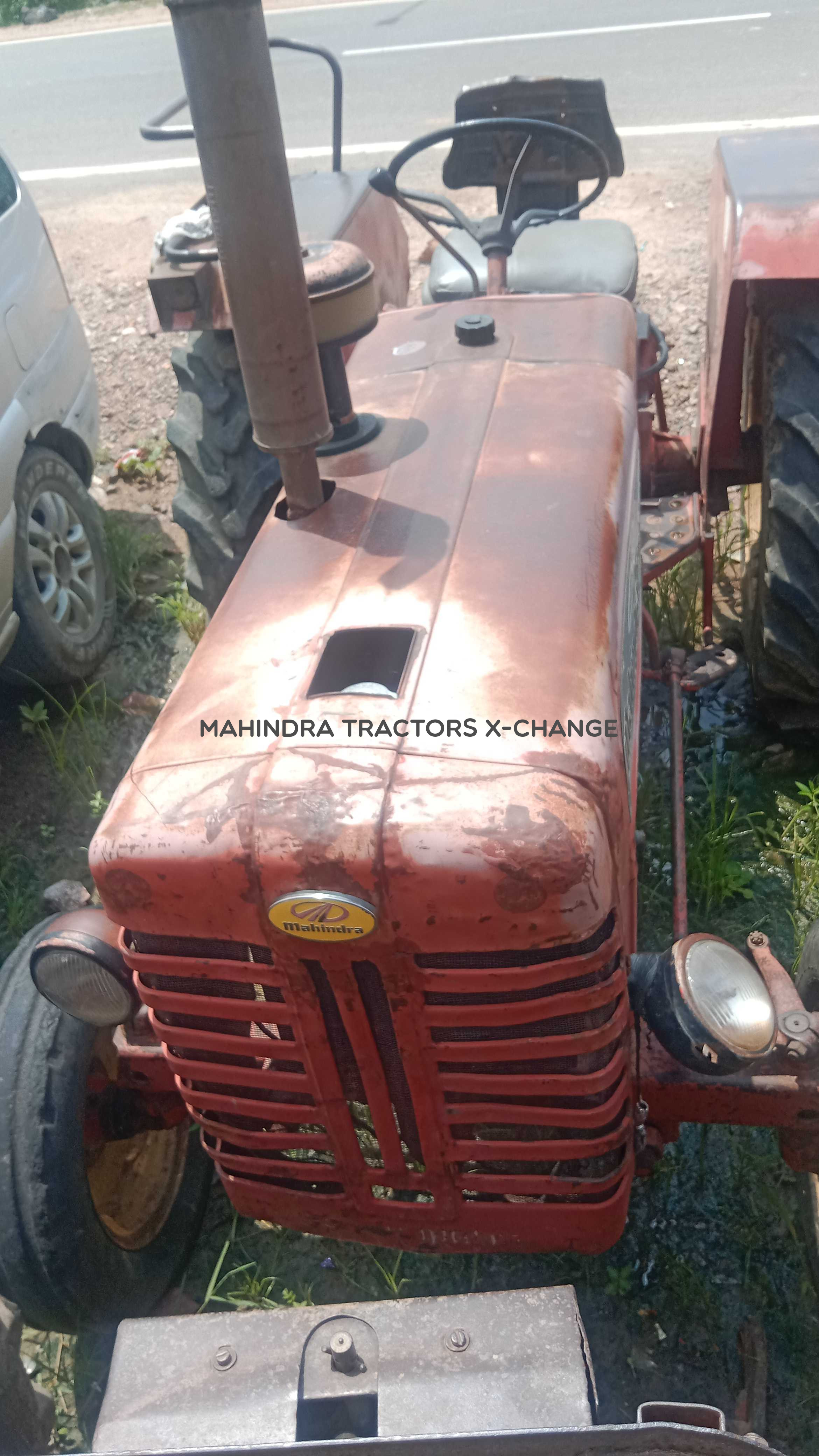 2000 Mahindra 265 DI-3