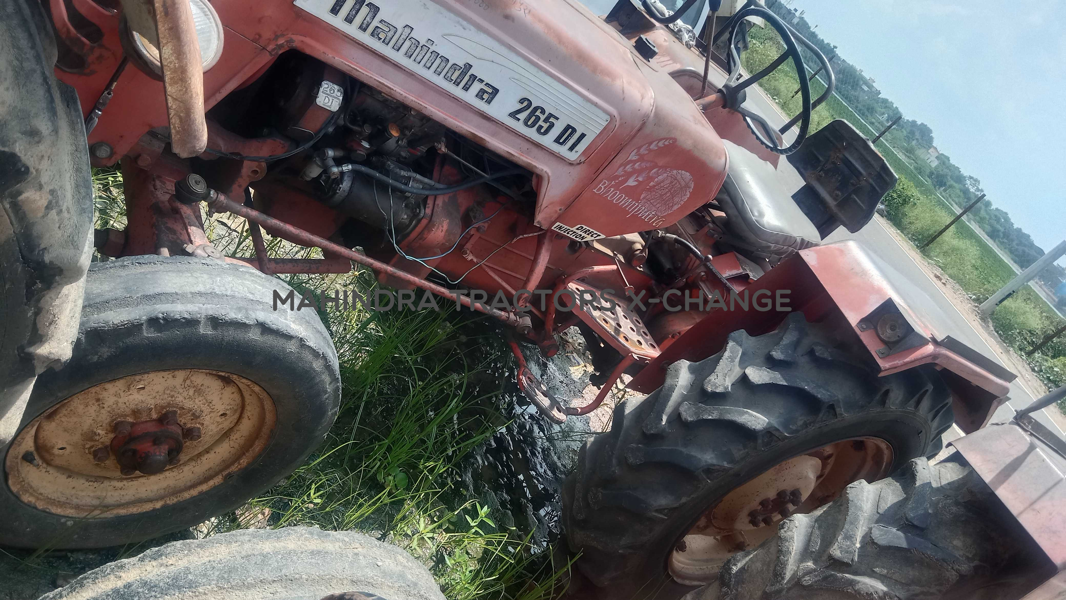 2000 Mahindra 265 DI-2
