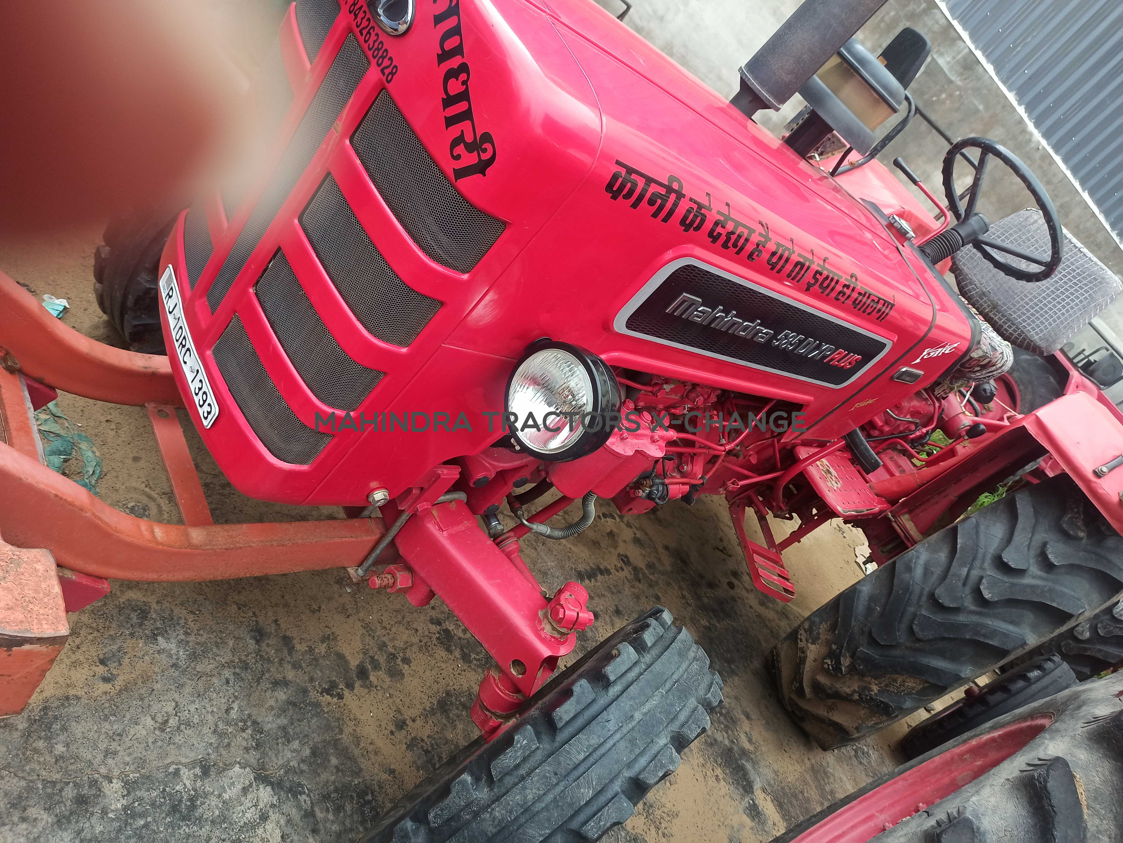 2020 Mahindra 585 DI XP Plus-3