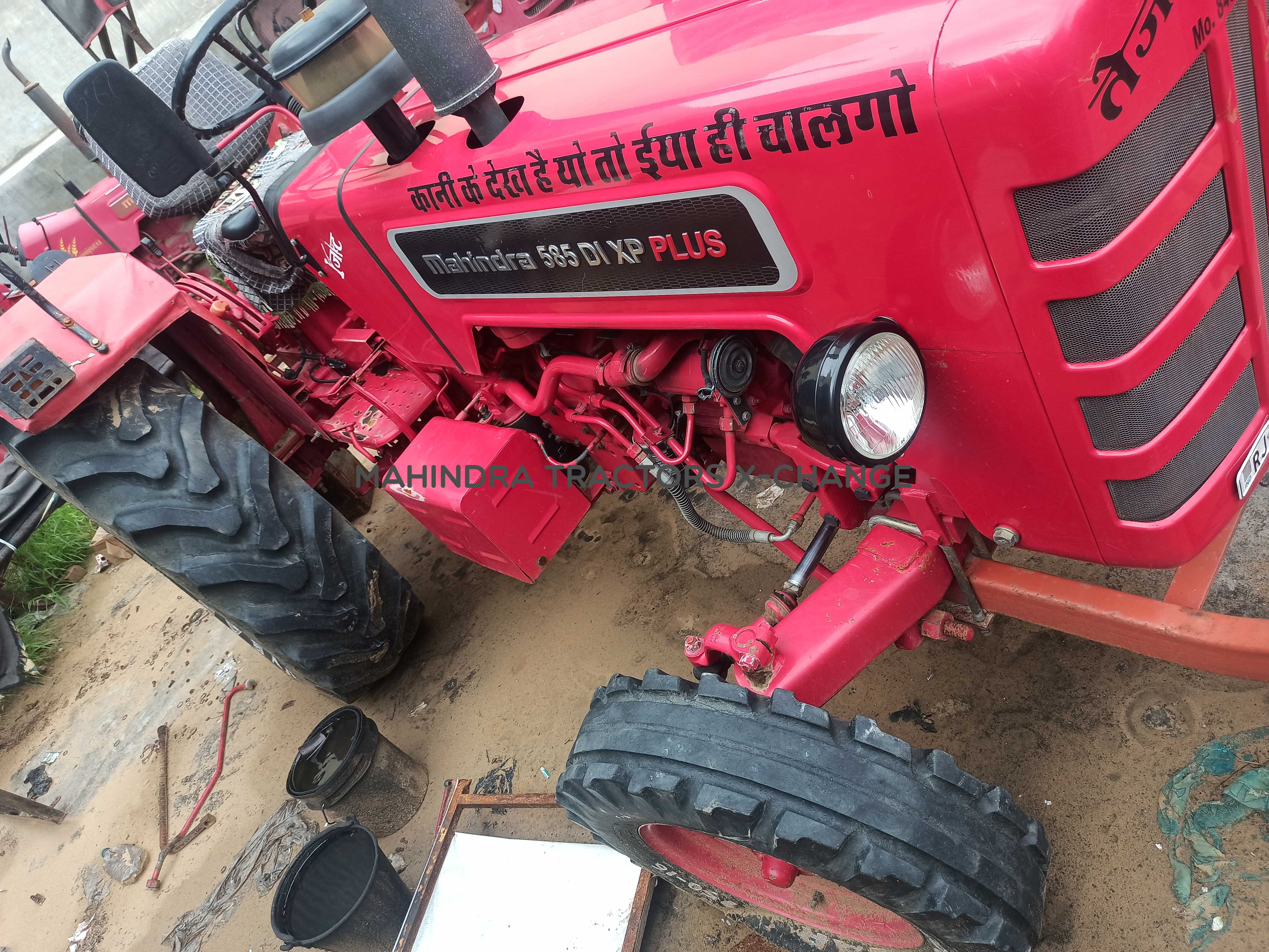 2020 Mahindra 585 DI XP Plus-2