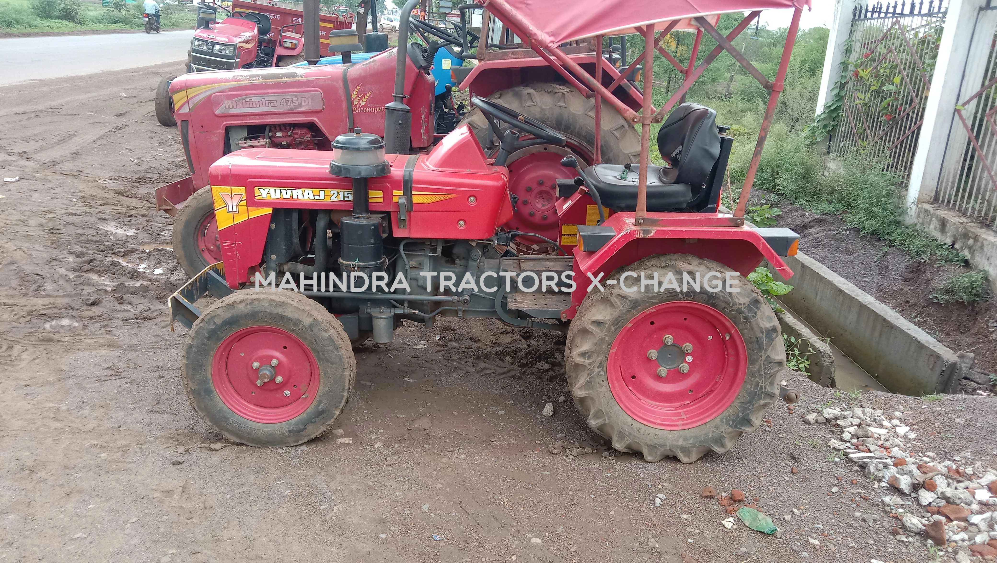 2013 Mahindra 215 Yuvraj NXT-2