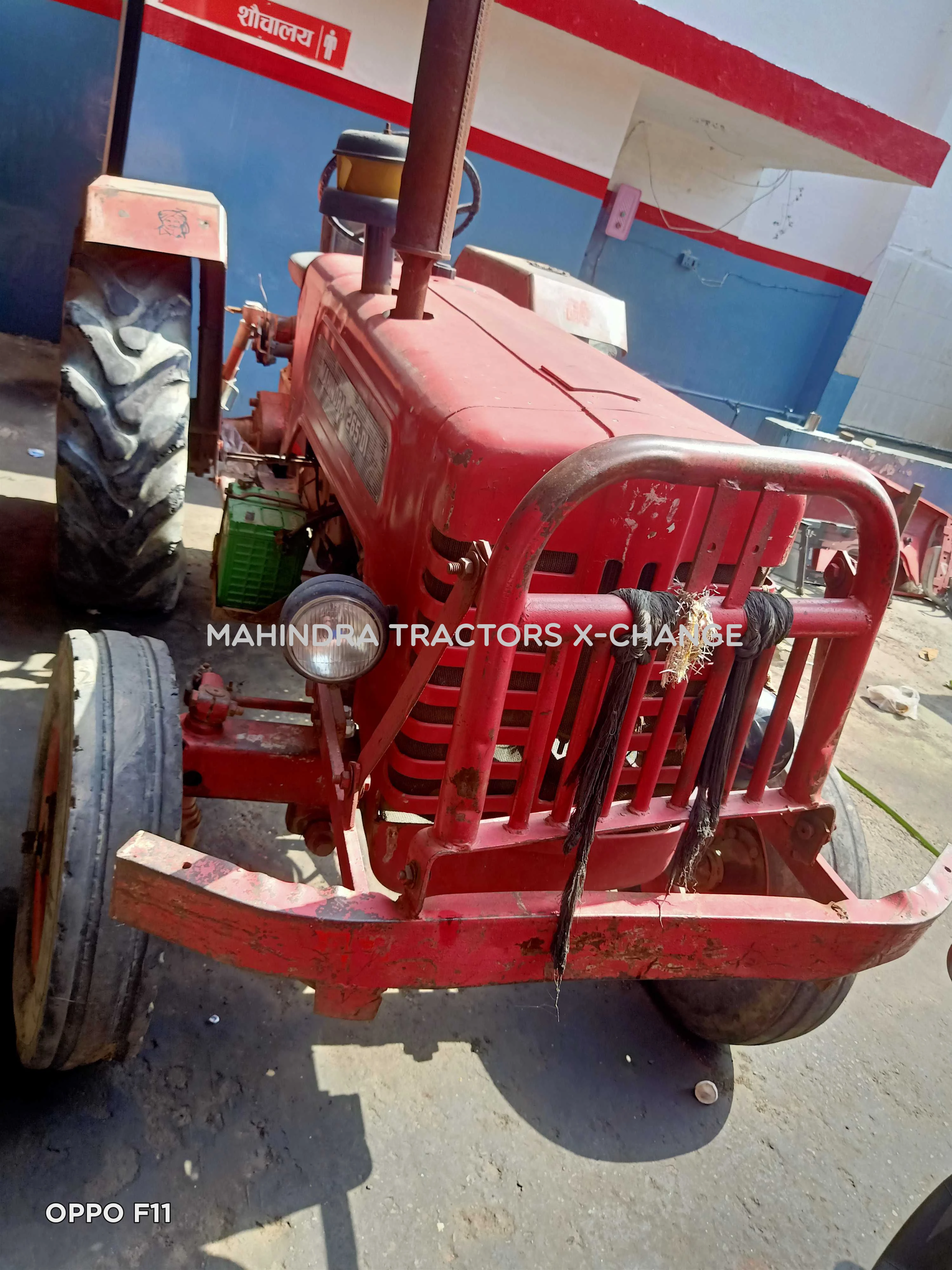 1998 Mahindra 265 DI-1