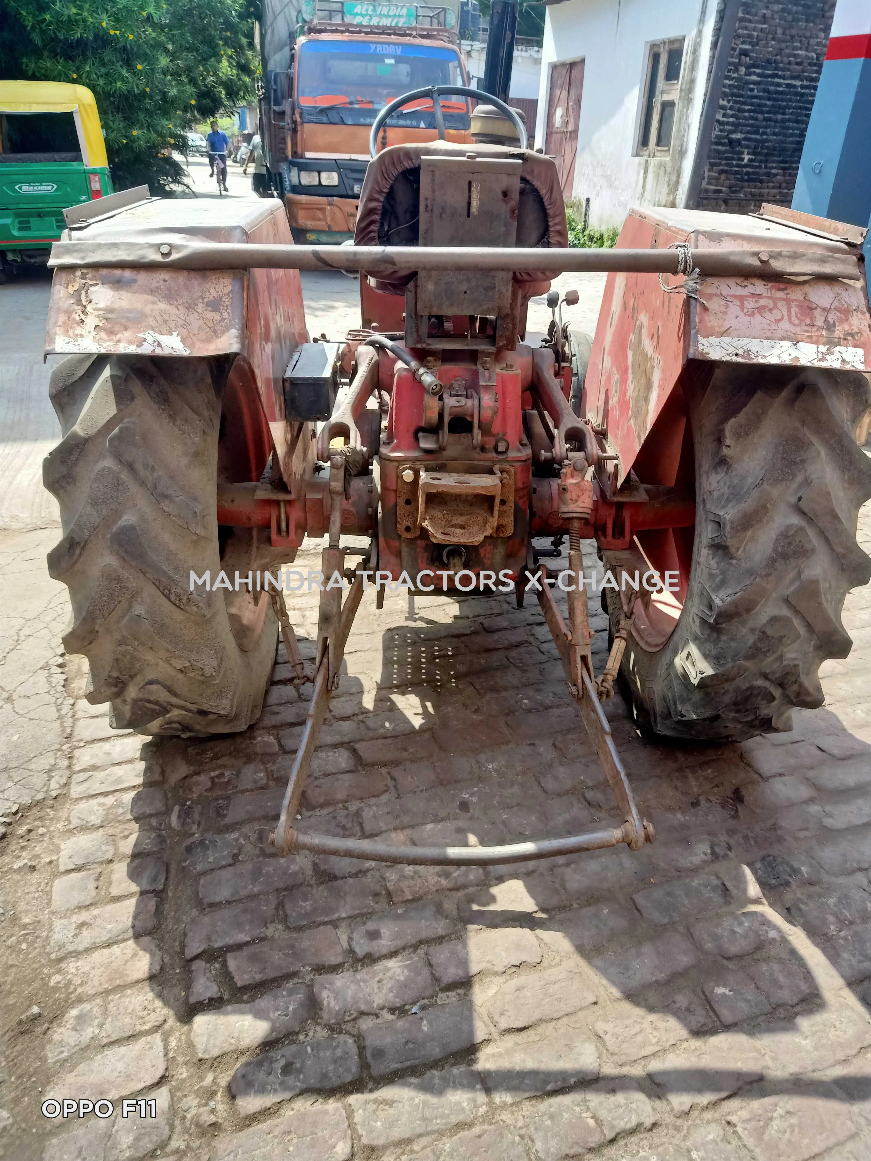 1993 Mahindra 265 DI-4
