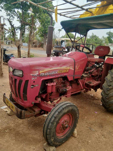 2011 Mahindra 475 DI-2