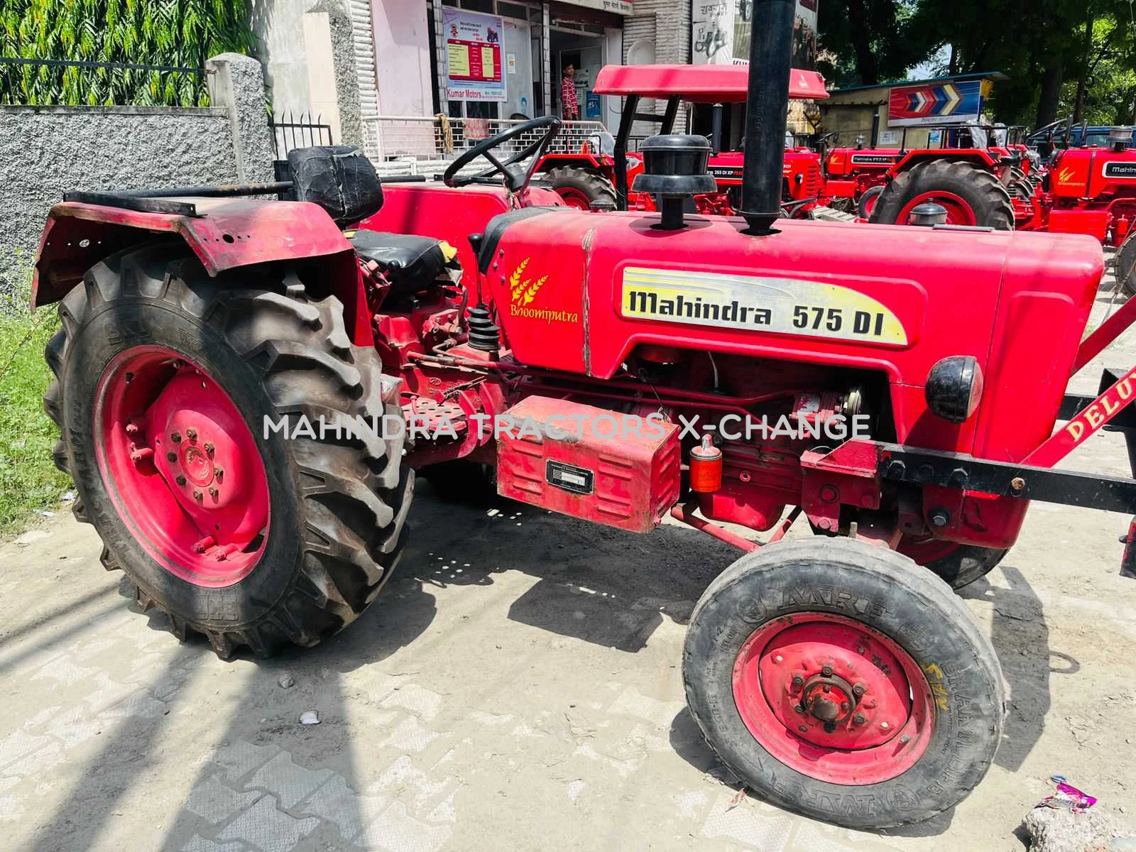 2009 Mahindra 575 DI-1