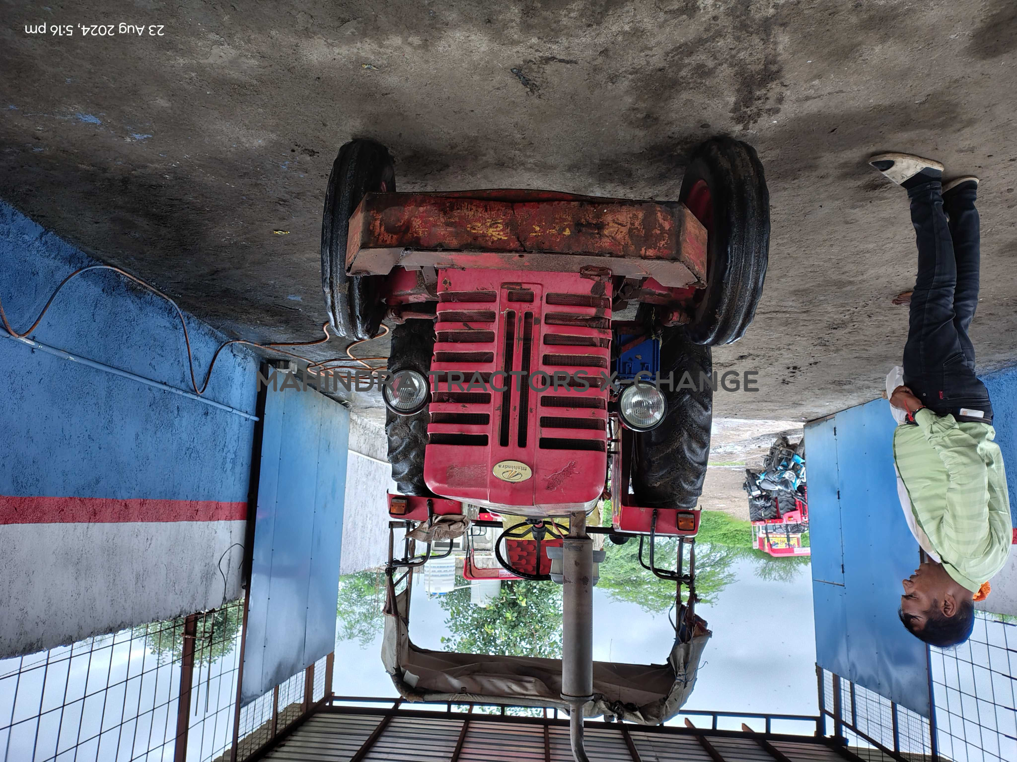2013 Mahindra 265 DI-1