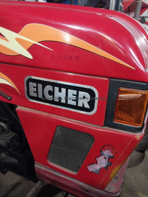 2009 Eicher 242-4
