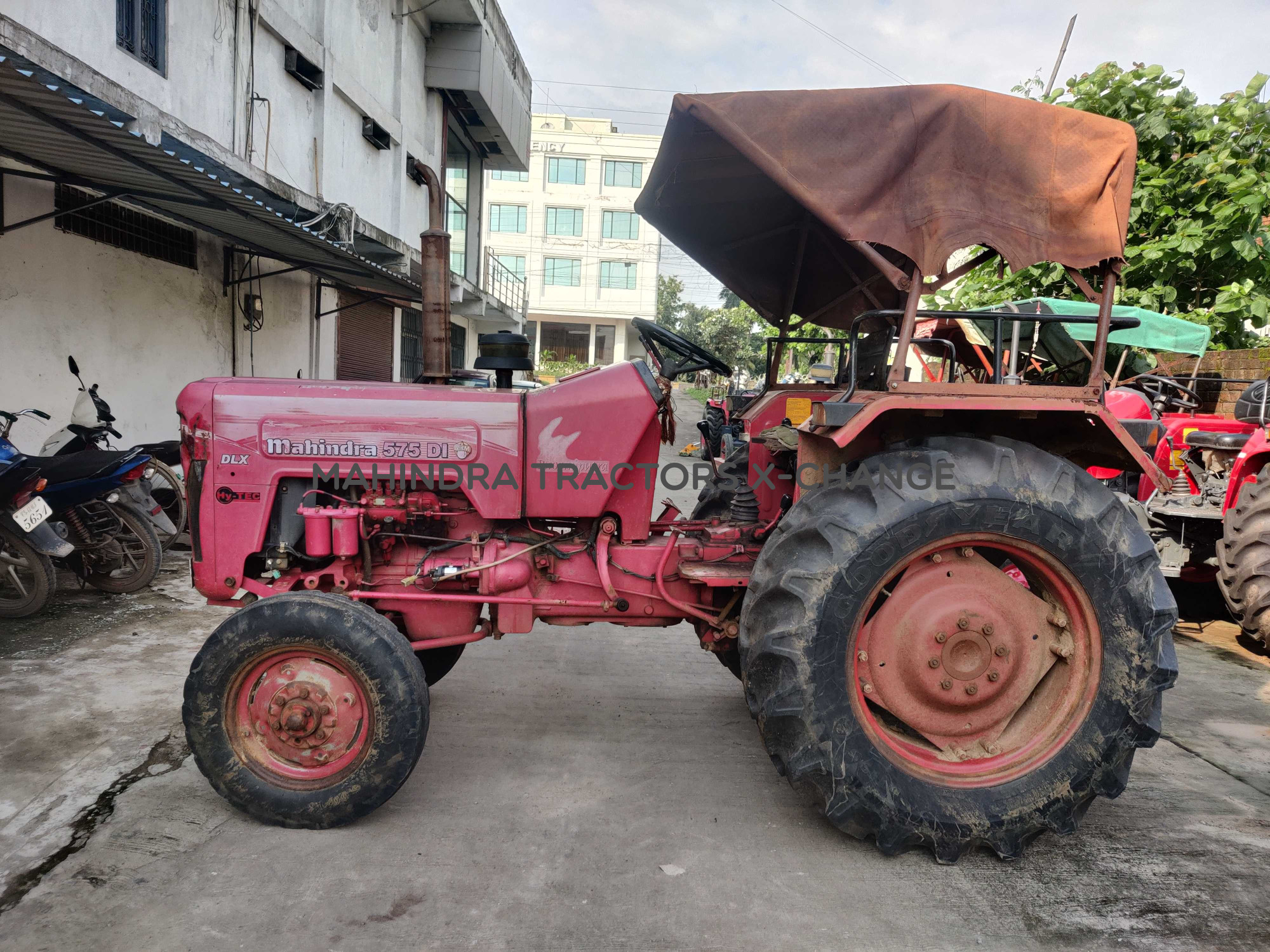 2013 Mahindra 575 DI-2