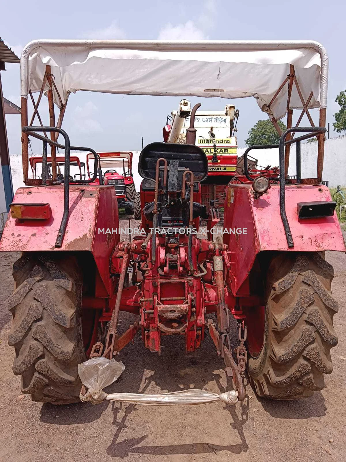 2010 Mahindra 475 DI-4