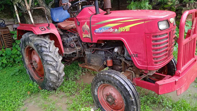 2010 Mahindra 265 DI-2