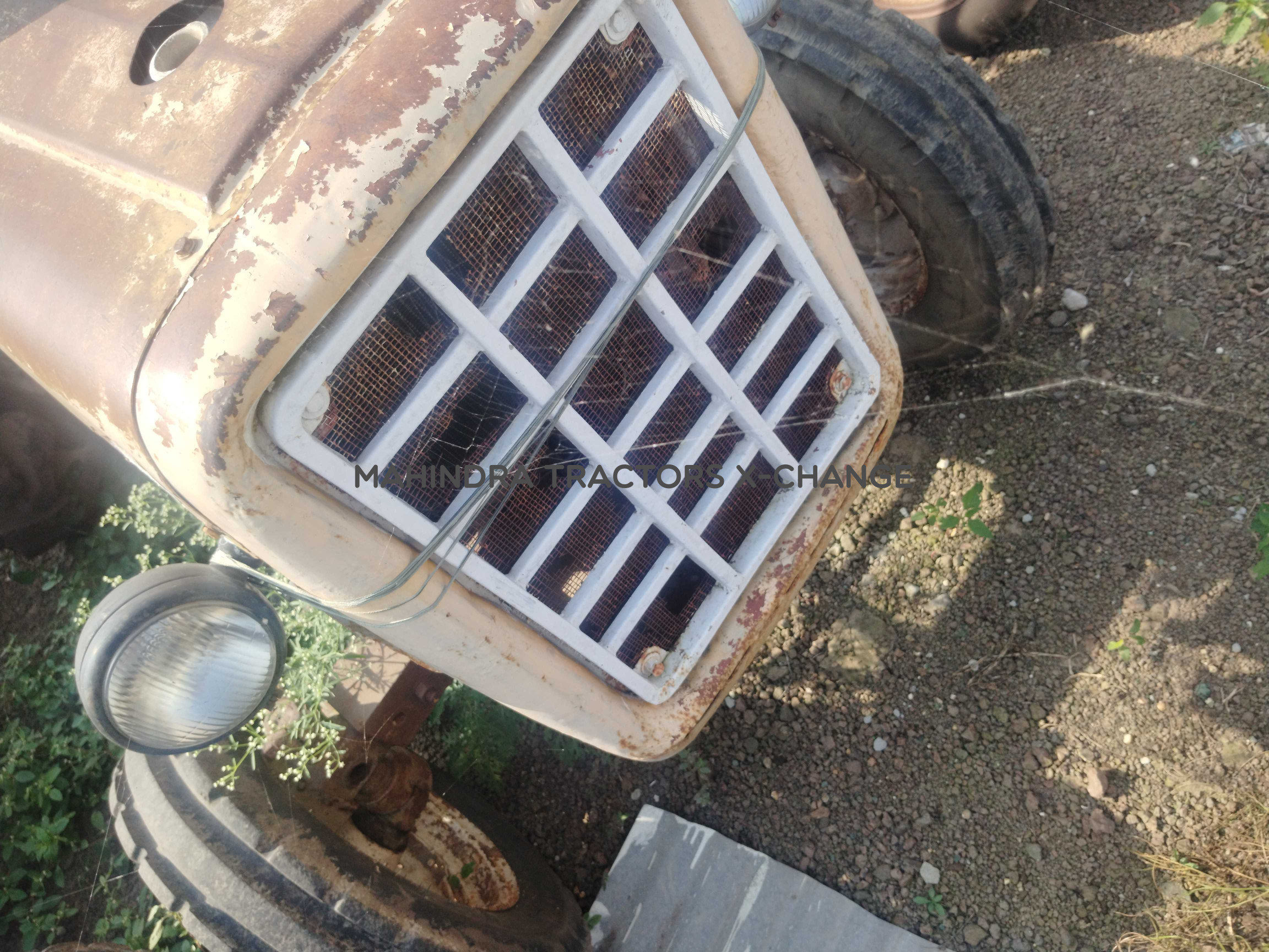 1989 Mahindra 475 DI-3