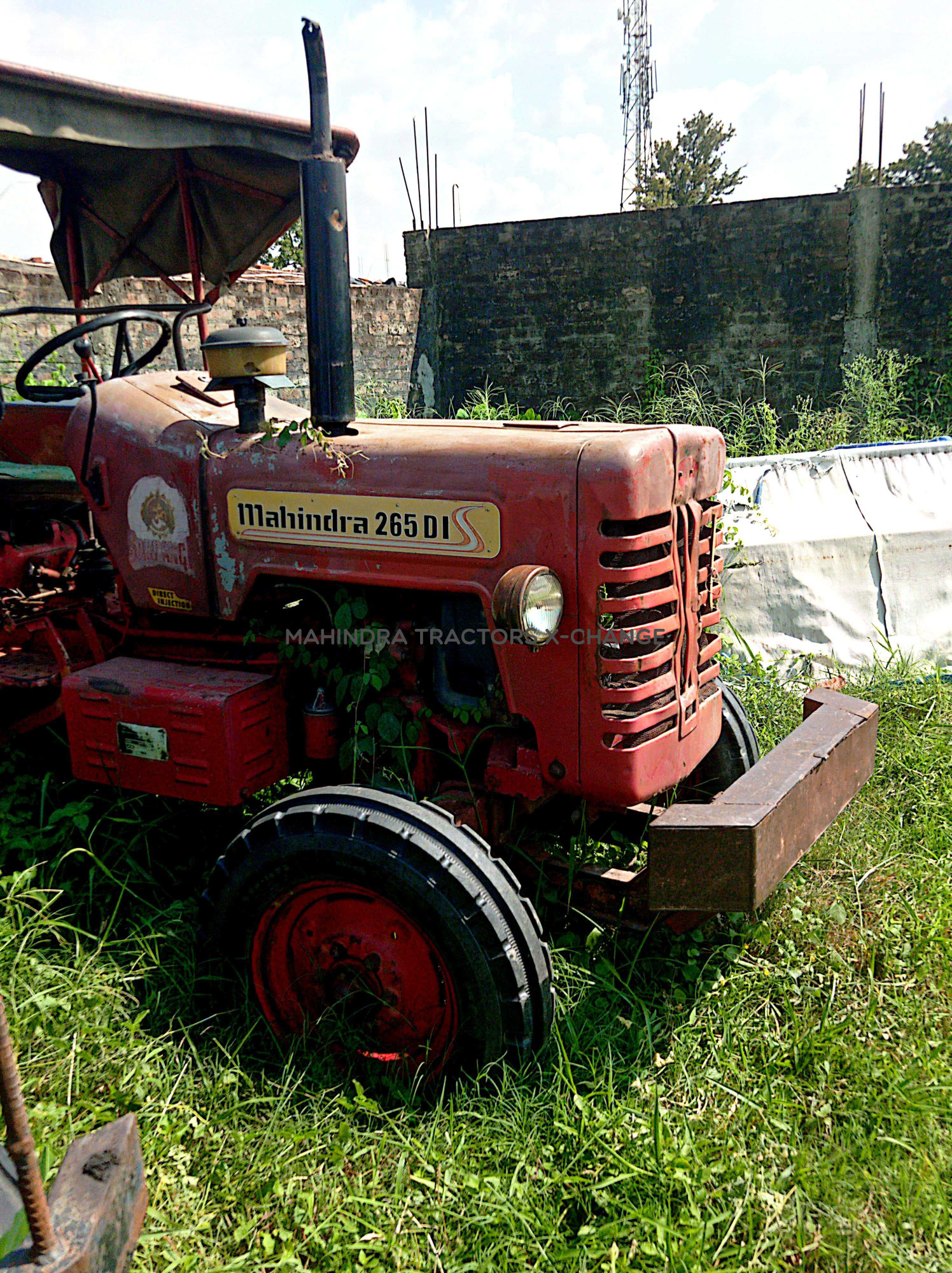 2002 Mahindra 265 DI-3