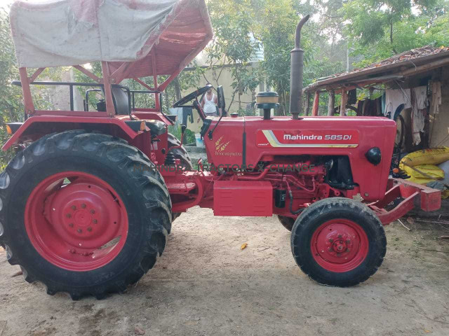 2020 Mahindra 585 DI XP Plus-3