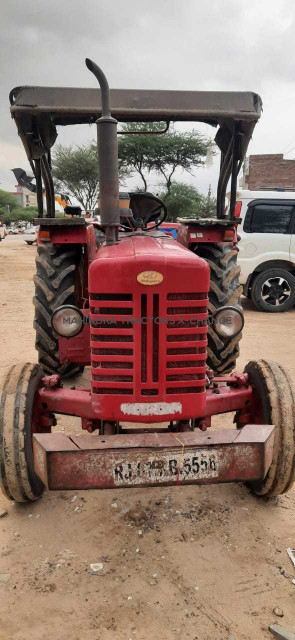 2017 Mahindra 475 DI-1