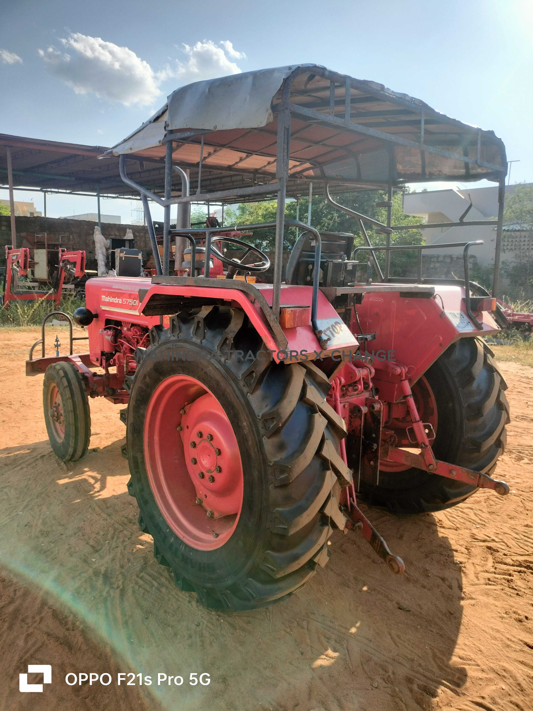 2017 Mahindra 575 DI-4