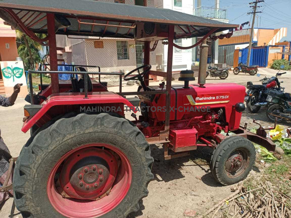 2018 Mahindra 575 DI-1