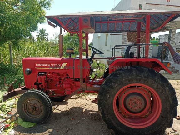 2018 Mahindra 575 DI-4