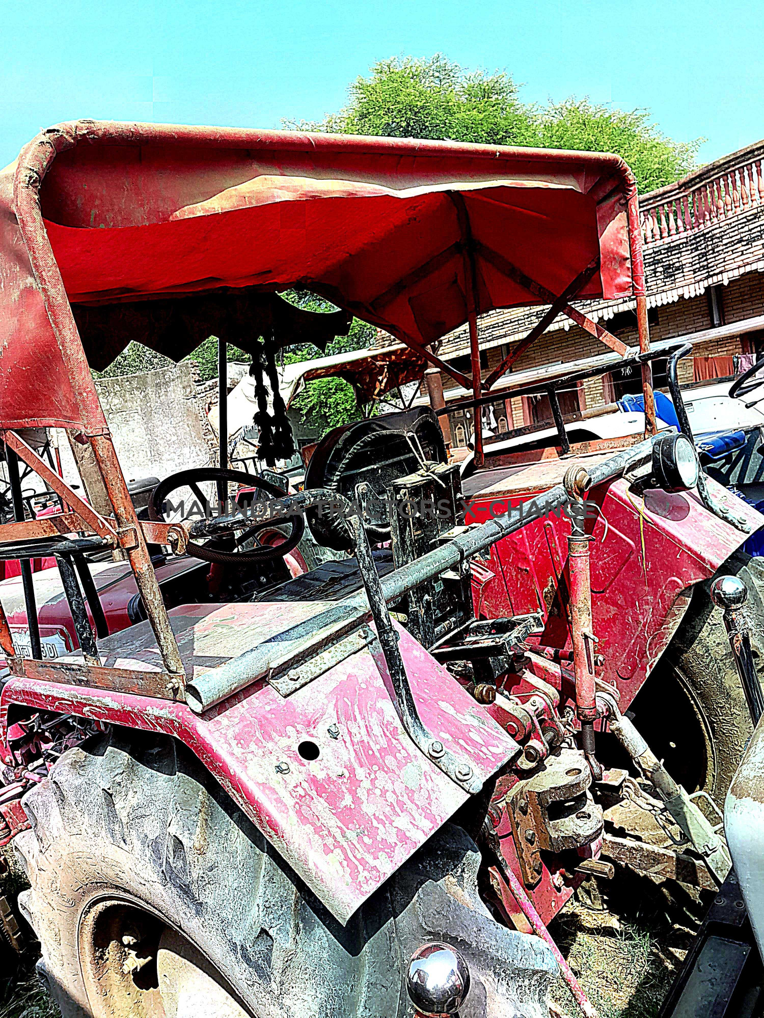 2011 Mahindra 265 DI-4