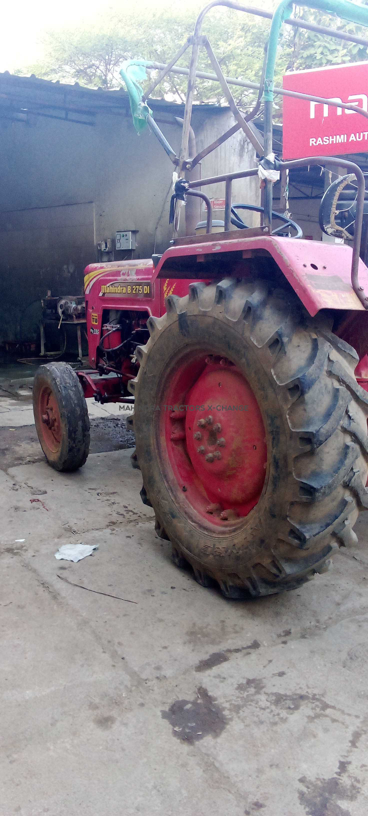 2011 Mahindra 275 DI TU-2