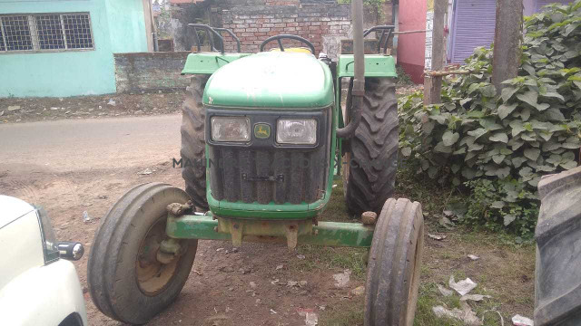 2013 John deere 5050 D-2